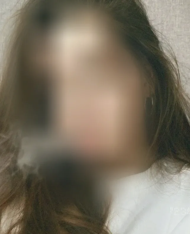 Ana, 21 años