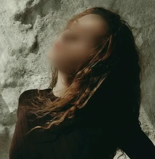 Hanane, 21 años