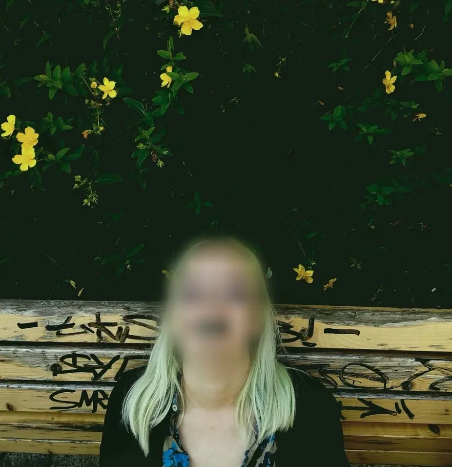 Hanane, 19 años