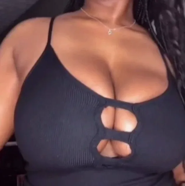 Manuela, 25 años